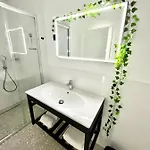 Апартаменты Chic&cozy With Sauna Любляна